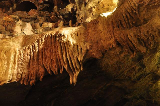 Dan yr Ogof